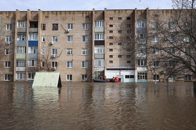 洪水未退 俄罗斯奥伦堡州再疏散数千居民