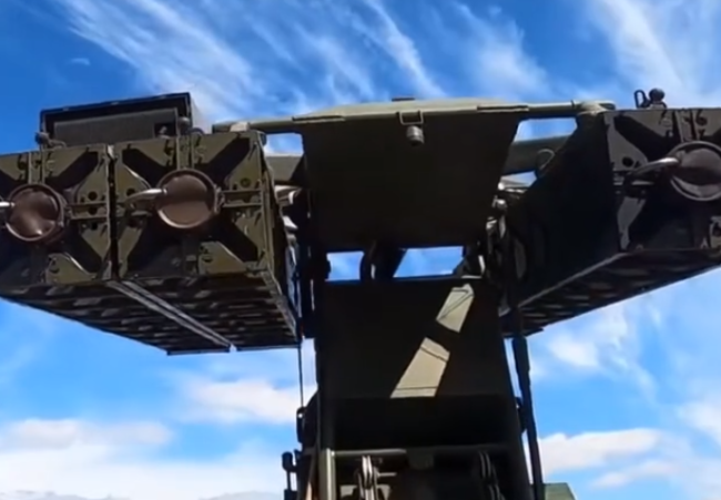 俄防空导弹摧毁乌军无人机画面曝光