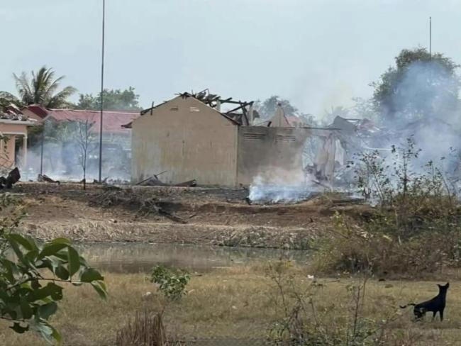 柬埔寨一弹药库爆炸致20名士兵死亡 事故原因调查中