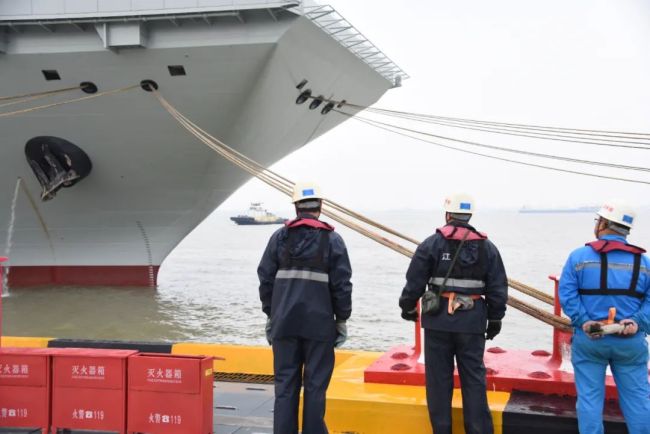 福建舰航母首次海试 现场视频来了 正式迈入试验新阶段