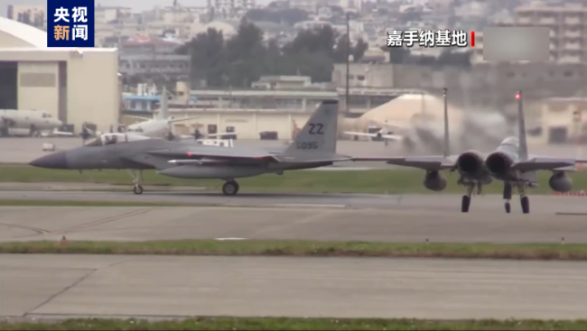 日本冲绳官员要求停止美军在嘉手纳基地的跳伞训练