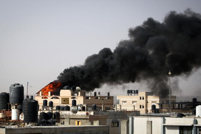 以军轰炸加沙地带多地 造成至少35人死亡