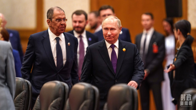 时政新闻眼丨中俄元首再次会晤，传递哪些重要信息？
