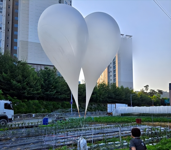 朝鲜再向韩国放飞600多个垃圾气球 报复性回应升级紧张局势