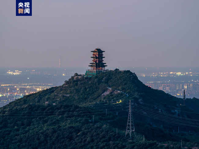 北京定都阁和天津117大厦神奇“同框”