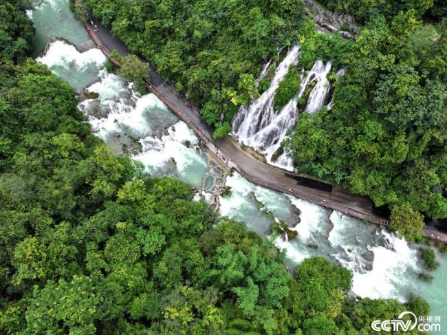 贵州荔波：山水美景醉游人