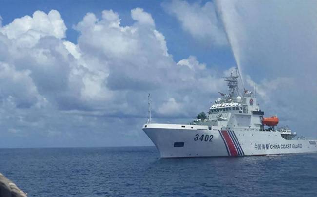 菲律宾在南海想掀起怎样的风浪 解放军舰艇编队强势回应