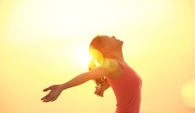 每天最好晒太阳15分，这8个习惯正悄悄偷走你身体里的钙