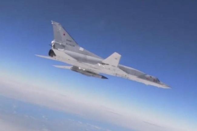 乌称击落俄军战略轰炸机 乌军方透露击中图-22M3细节