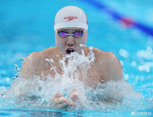 破亚洲纪录！中国男女混合泳接力夺银！刷新世界纪录壮举