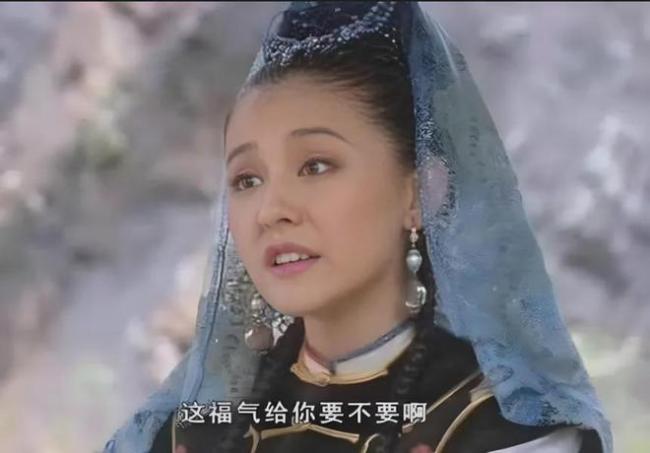 拆散儿子3段姻缘，44岁朱雨辰躺狗窝大哭，妈妈朱湘玲后悔了吗？ 爱情试炼与母爱边界