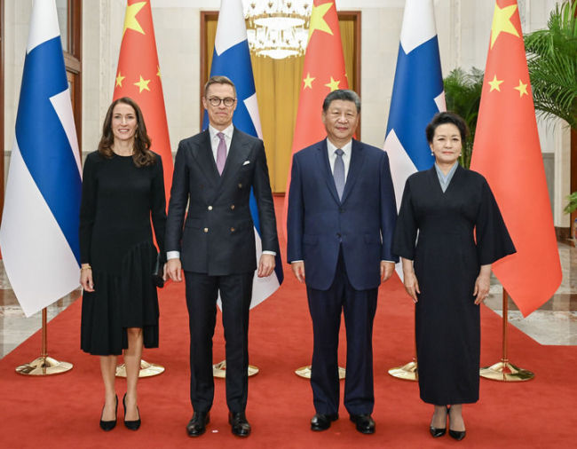 习近平同芬兰总统斯图布会谈