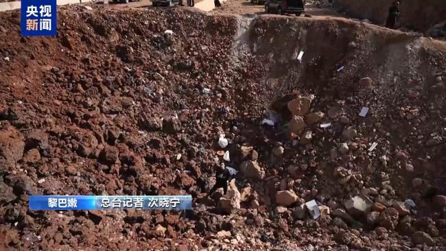 叙黎边境道路中断 黎难民艰难前行