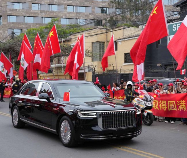 高清大图｜习近平主席乘专机离开利马