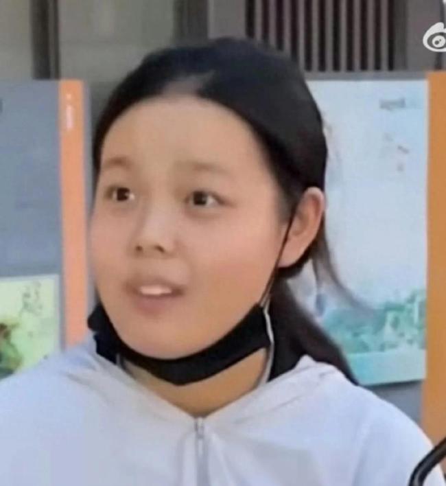 送外卖养女儿的单亲妈妈开店了