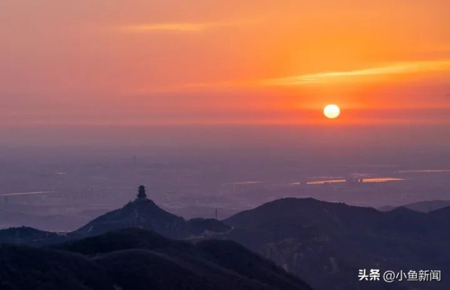 这就是2025年第一天的中国 新年的曙光照耀神州