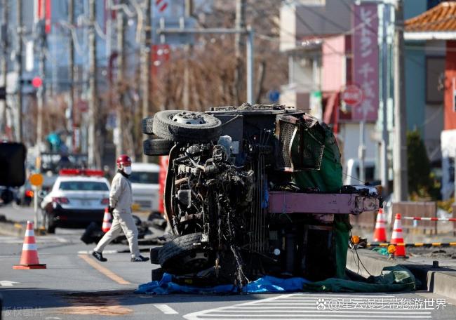 日本名古屋一道路塌陷 救援遲緩引質(zhì)疑