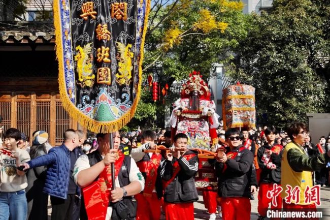 陳意涵邀你來(lái)福建逛城門(mén)看游神 體驗(yàn)濃厚民俗風(fēng)情