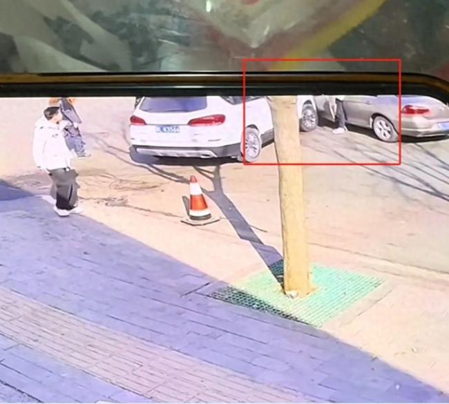 一公职人员疑酒驾肇事逃逸