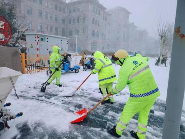 濟南啟動清雪一級應(yīng)急 全力保障道路暢通