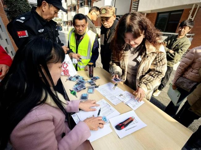 成都一環(huán)最大城中村完成改造 400余戶居民喜遷新居