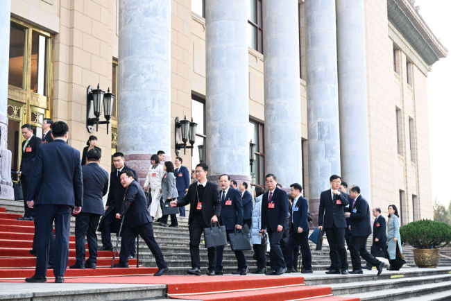 两会第一观察·瞬间｜独家相册：“总书记再到我们团参加审议”