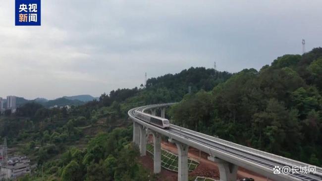 清明假期“短途游”成热门选择 “2小时高铁圈”受青睐