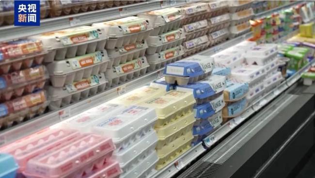 关税战让美国蛋荒更荒诞 自食其果的讽刺