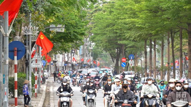 时政新闻眼丨习近平访问越南，共同擘画中越命运共同体建设新蓝图