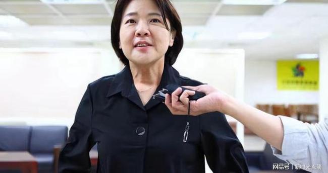 黄珊珊缺席“反赖大游行”遭网友呛 民主价值引争议