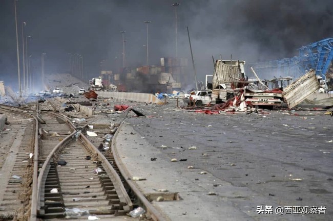 记者：伊朗面临的严峻形势更危险 谈判与爆炸交织