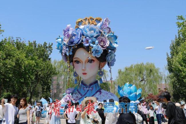 山東50米飛艇首次試飛