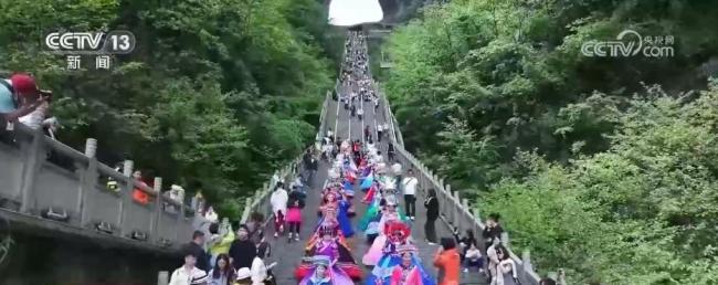 看得出來各地文旅這個(gè)假期很努力了 多彩活動(dòng)迎游客