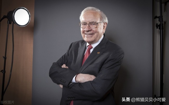 巴菲特的落幕大秀哪些信號值得關(guān)注 傳奇謝幕與市場風(fēng)向標
