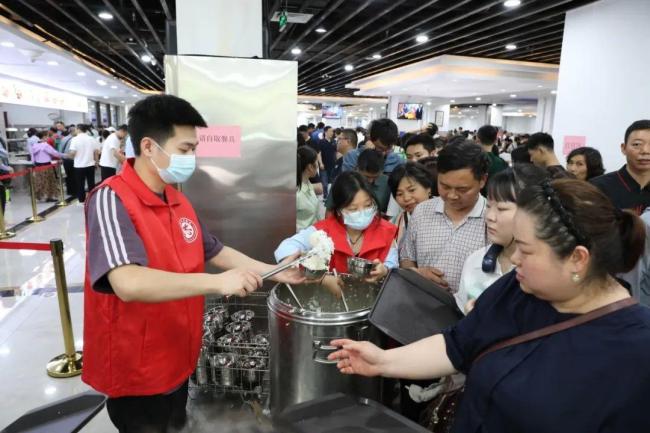 政府食堂為何出圈成了熱門打卡點