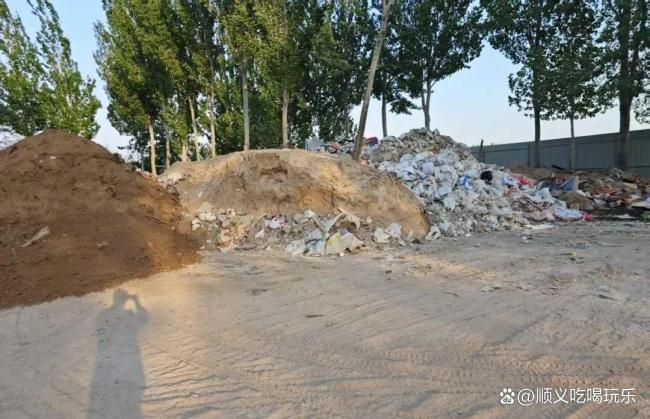 11輛非法運輸車被扣,！順義這鎮(zhèn)3000㎡隱蔽垃圾站被一鍋端，現(xiàn)場曝光,！ 雷霆出擊斬斷鏈條