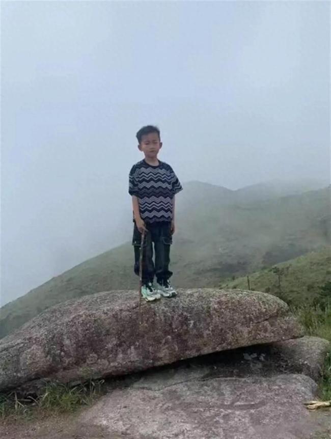 福建8歲男童在1800米山頂失蹤