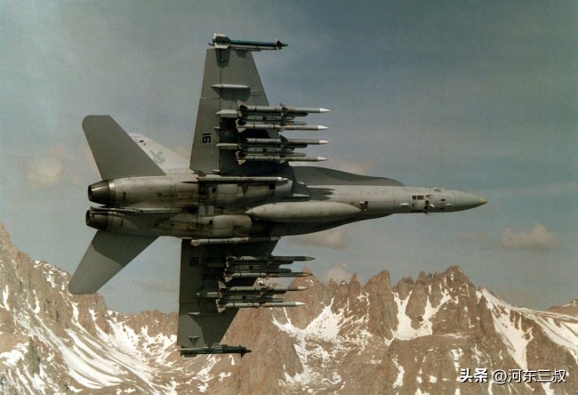 PL-15E空空导弹战力解析 提升隐形战机载弹量