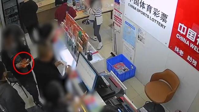 男子彩票站偷刮刮樂中了6500