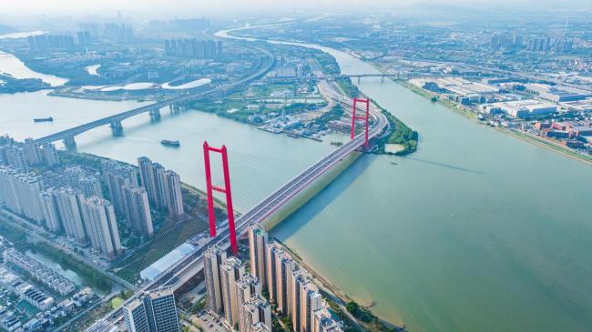 廣東順德大橋建成通車 創(chuàng)新技術(shù)引領橋梁建設