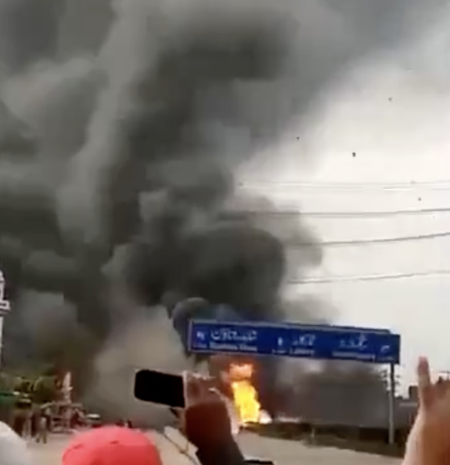 巴铁亮出中国反无人机王牌武器“寂静狩猎者”激光系统 25:0完胜战绩