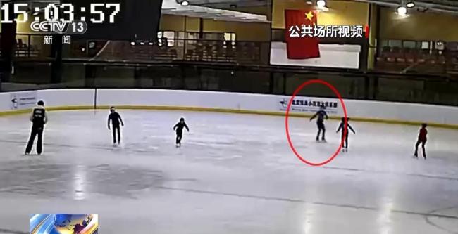 孩子花滑課上摔骨折 機構(gòu)甩鍋“自甘風險”,？法院判賠 培訓機構(gòu)擔責八成