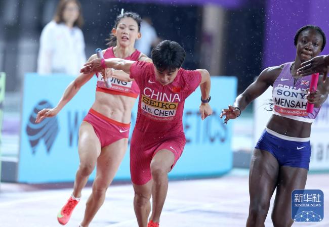 中國隊(duì)晉級男女混合4×100米接力決賽 四名選手?jǐn)y手闖關(guān)