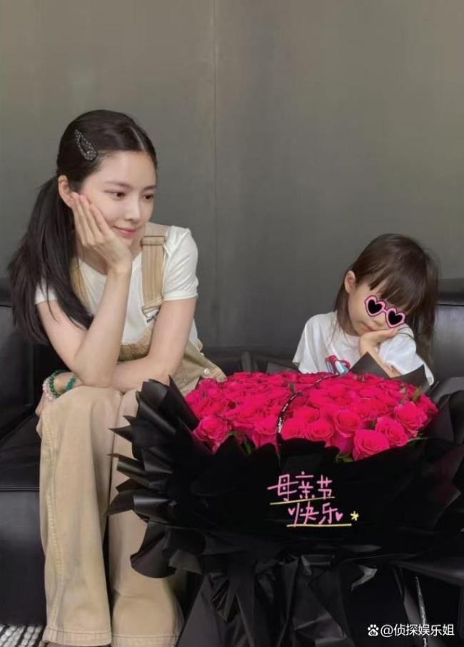 杜淳祝老婆母親節(jié)快樂 甜蜜示愛羨煞旁人