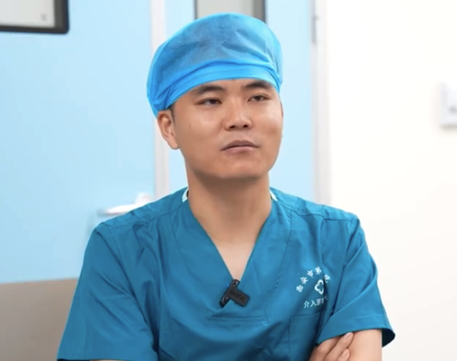 29歲男護(hù)士5年參與3000臺(tái)手術(shù)！男護(hù)士為穿30斤鉛衣鍛煉增重10斤