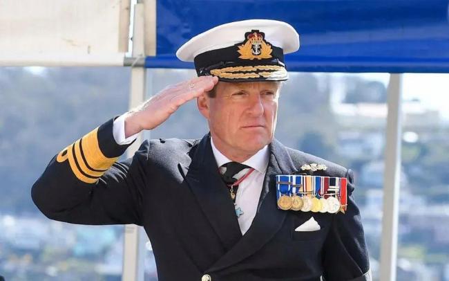 英國(guó)海軍一號(hào)人物出軌女下屬 即將退休卻遭停職