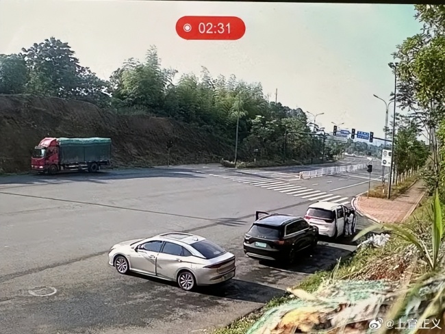 記者揭開地下代孕場所內(nèi)幕 非法取卵手術(shù)曝光