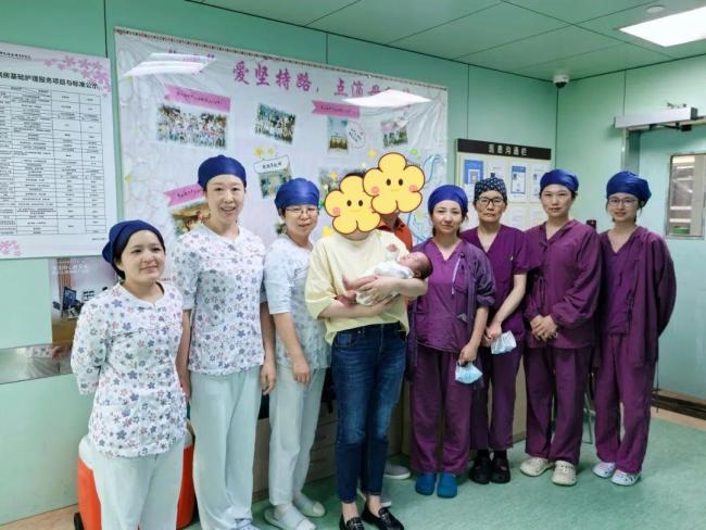 女子結(jié)婚多年5次備孕生580克寶寶 4139天等待終團(tuán)聚
