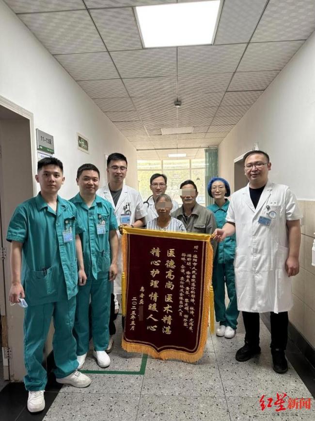 老人誤服外用藥酒中毒2次心臟驟停 偏方險釀悲劇