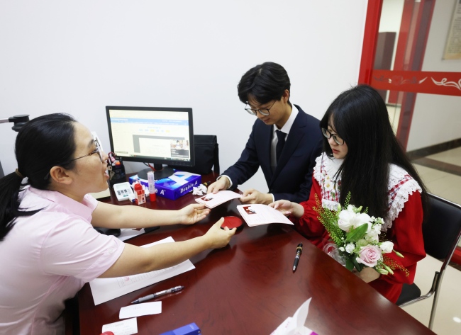 “520”北京迎婚登高峰 甜蜜愛(ài)情見(jiàn)證時(shí)刻